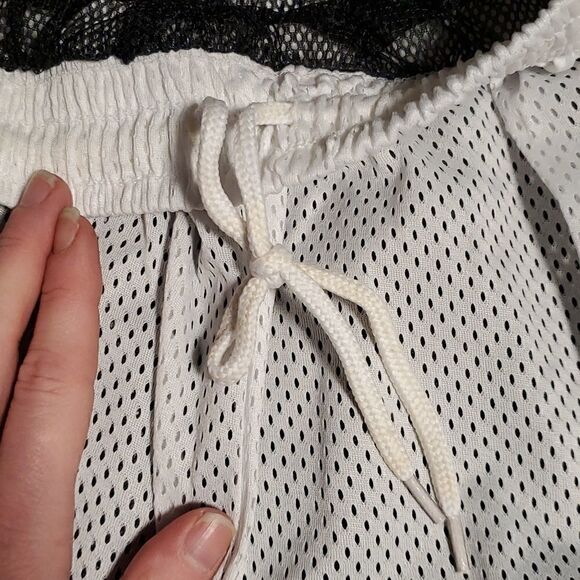 Men's Double Layered Mesh Shorts Big & Tall - Picture 4 of 7